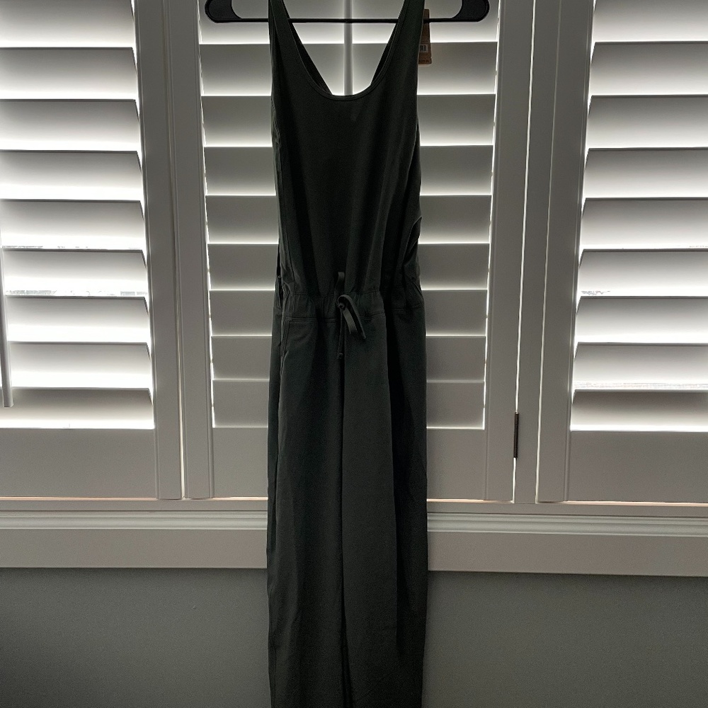 Pantagonia NEW women fleet with romper